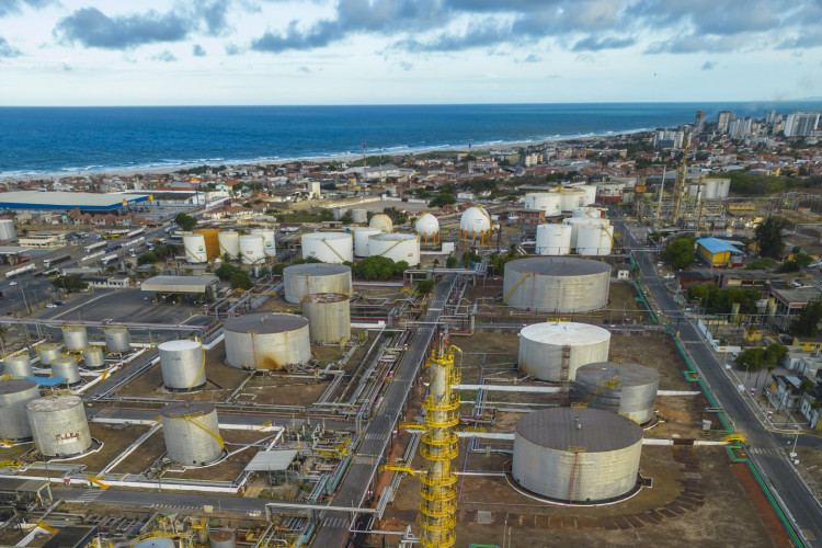 ￼CADE dá aval para Petrobras seguir operando a Lubnor