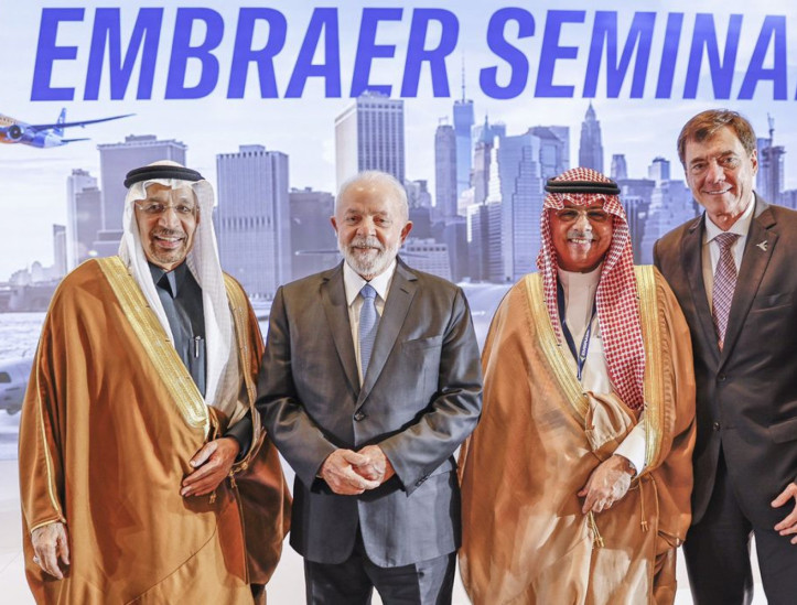 Embraer assina três acordos de investimentos na Arábia Saudita  