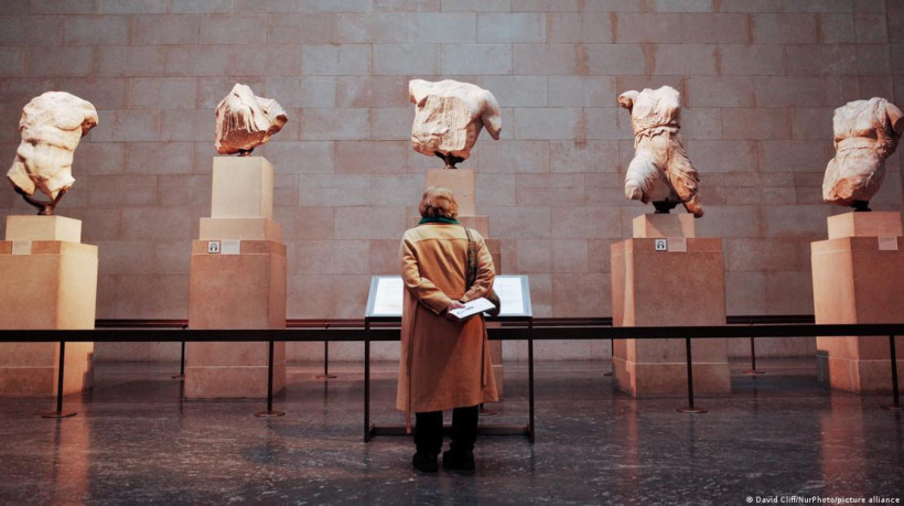 As peças receberam o nome de mármores de Elgin em referência ao Lorde Elgin, embaixador britânico no Império Otomano