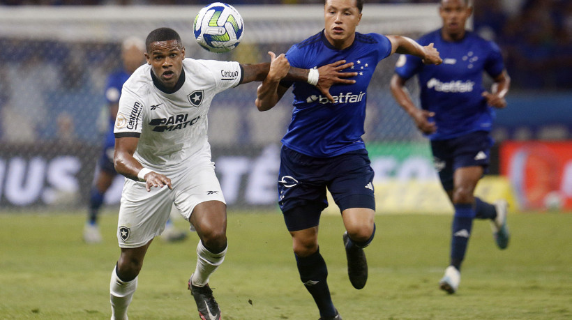 Botafogo e Cruzeiro se enfrentam pelo Brasileirão Série A 2023 hoje, 3; onde assistir ao vivo aos jogos do dia e horário do jogo