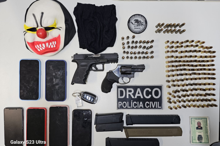 Operação da Draco contra suspeito de chefiar facção criminosa foi realizada em Beberibe 