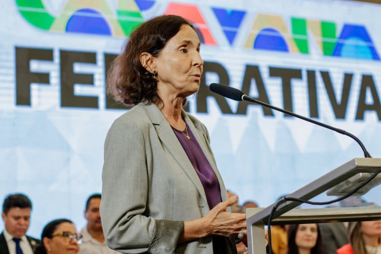 Izolda Cela, ex-governadora e secretária executiva do MEC