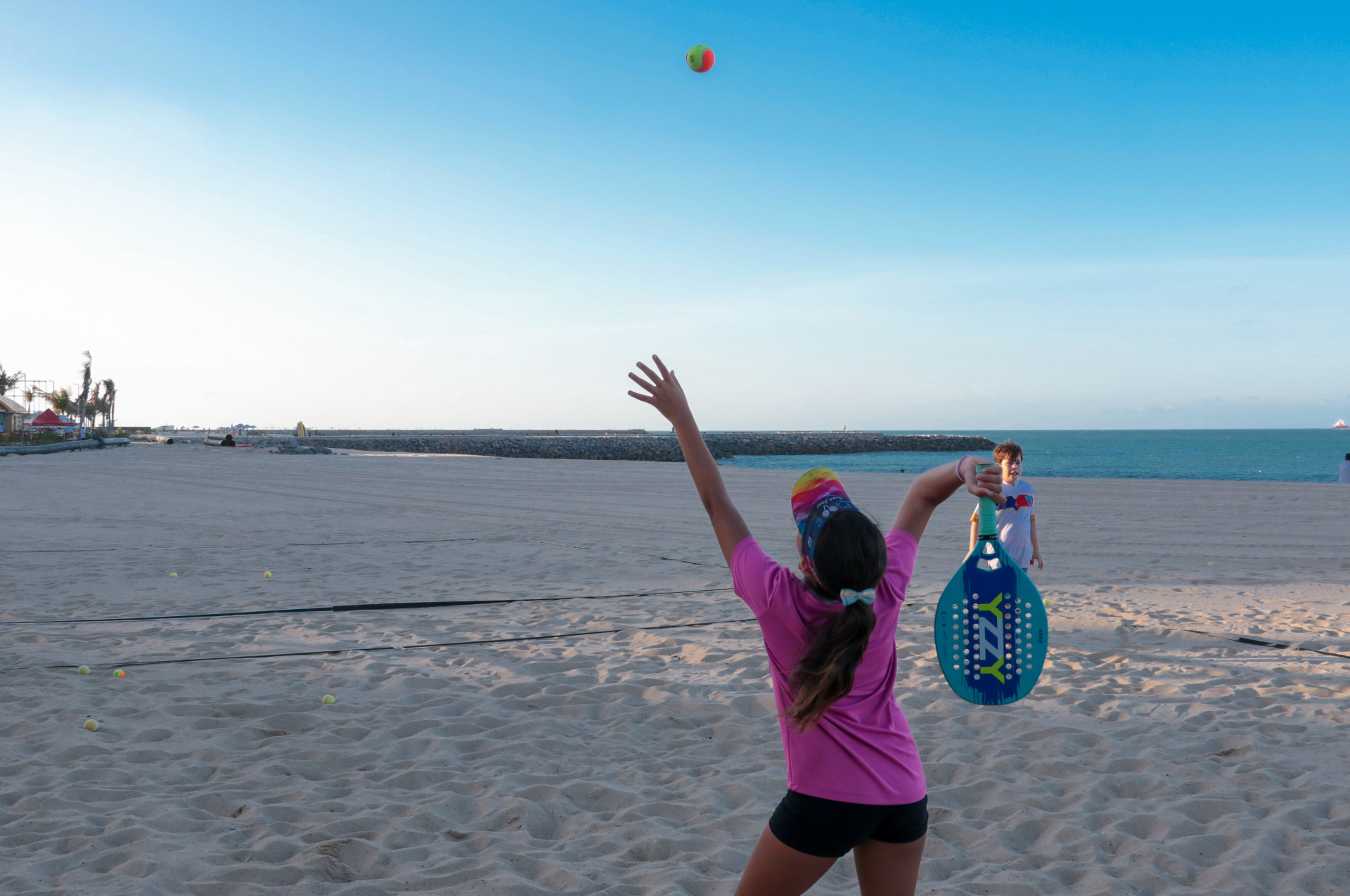 ￼Prática de beach tennis têm se disseminado em Fortaleza (Foto: Yuri Allen/Especial para O Povo)