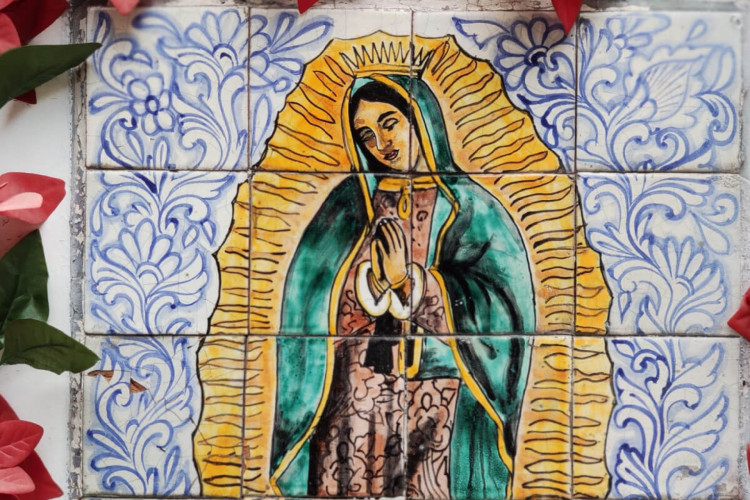As aparições de Nossa Senhora de Guadalupe são um exemplo da divindade de Virgem Maria (Imagem: YoDash | Shutterstock)