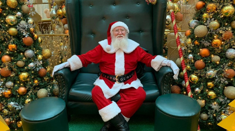 Na quarta reportagem especial para O POVO, o bom velhinho já foi dublê de Tarcísio Meira e foi chamado pelo Rodrigo Santoro de 'painho'; conheça o Papai Noel Pedro Braga 