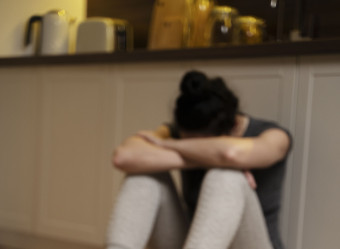 Já que a busca por emagrecer por vezes negligencia abordagens mais saudáveis como dieta e exercícios.