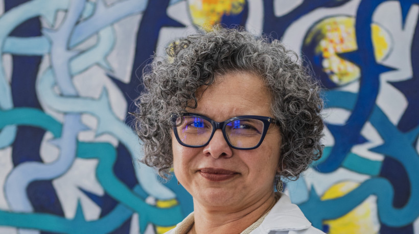 ￼VICE-REITORA da UFC, Diana Azevedo, anuncia uma nova política de Equidade, Diversidade e Inclusão na universidade (Foto: FERNANDA BARROS)