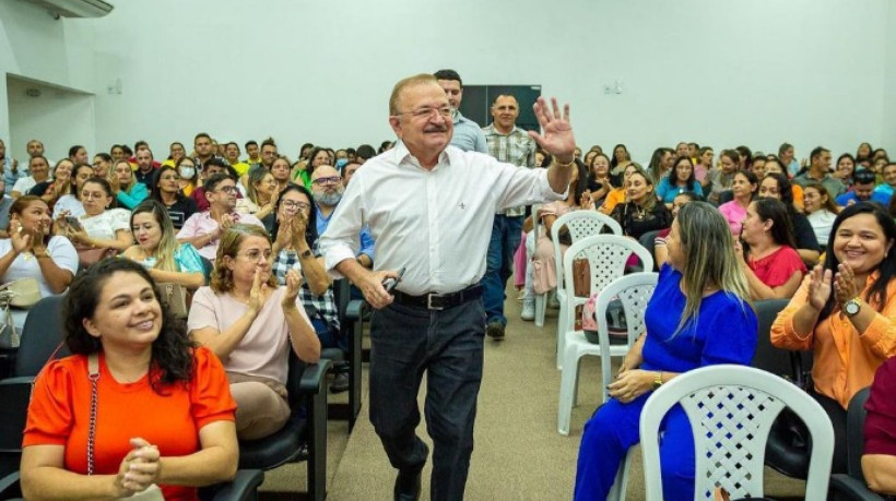 ￼PREFEITO de Acopiara, Antônio Almeida Neto, foi afastado pela 3ª vez