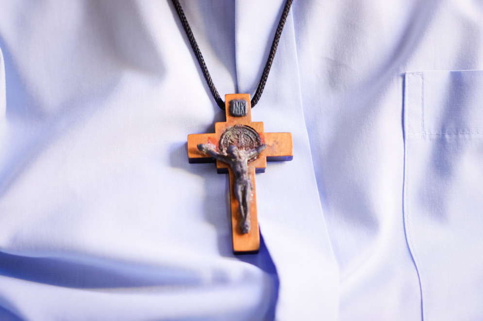 Detalhe de crucifixo usado por  Dom Edmilson da Cruz, Bispo Emérito de Limoeiro do Norte(Foto: AURÉLIO ALVES)