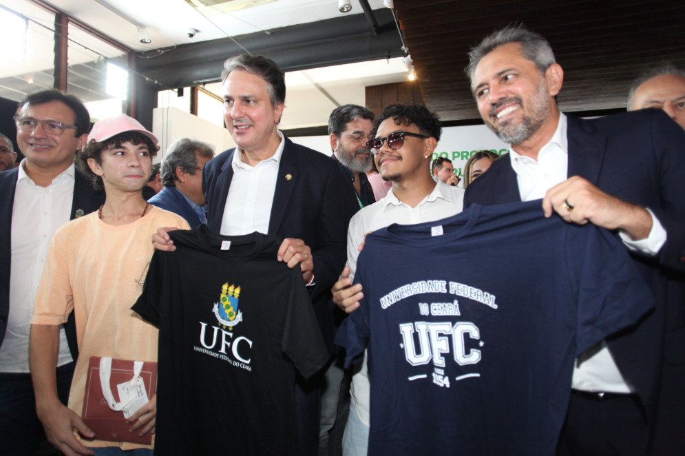 FORTALEZA, CEARÁ, BRASIL, 29.12.2023: Governo do Ceará, a Universidade Federal do Ceará (UFC) e a Secretaria de Patrimônio da União (SPU) assinam protocolos de intenções para destinação da estrutura do Acquario às futuras instalações do Campus.