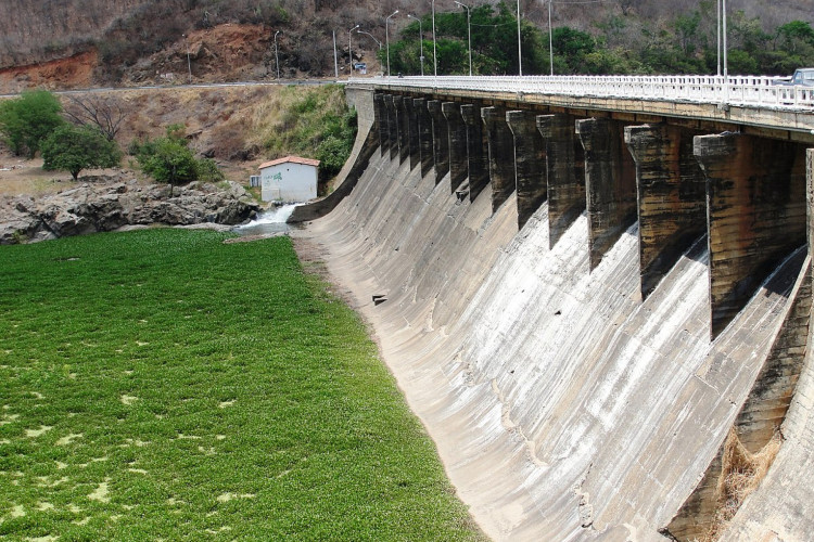 Quixeramobim (foto) é uma das cidades cearenses com menor umidade relativa do ar
