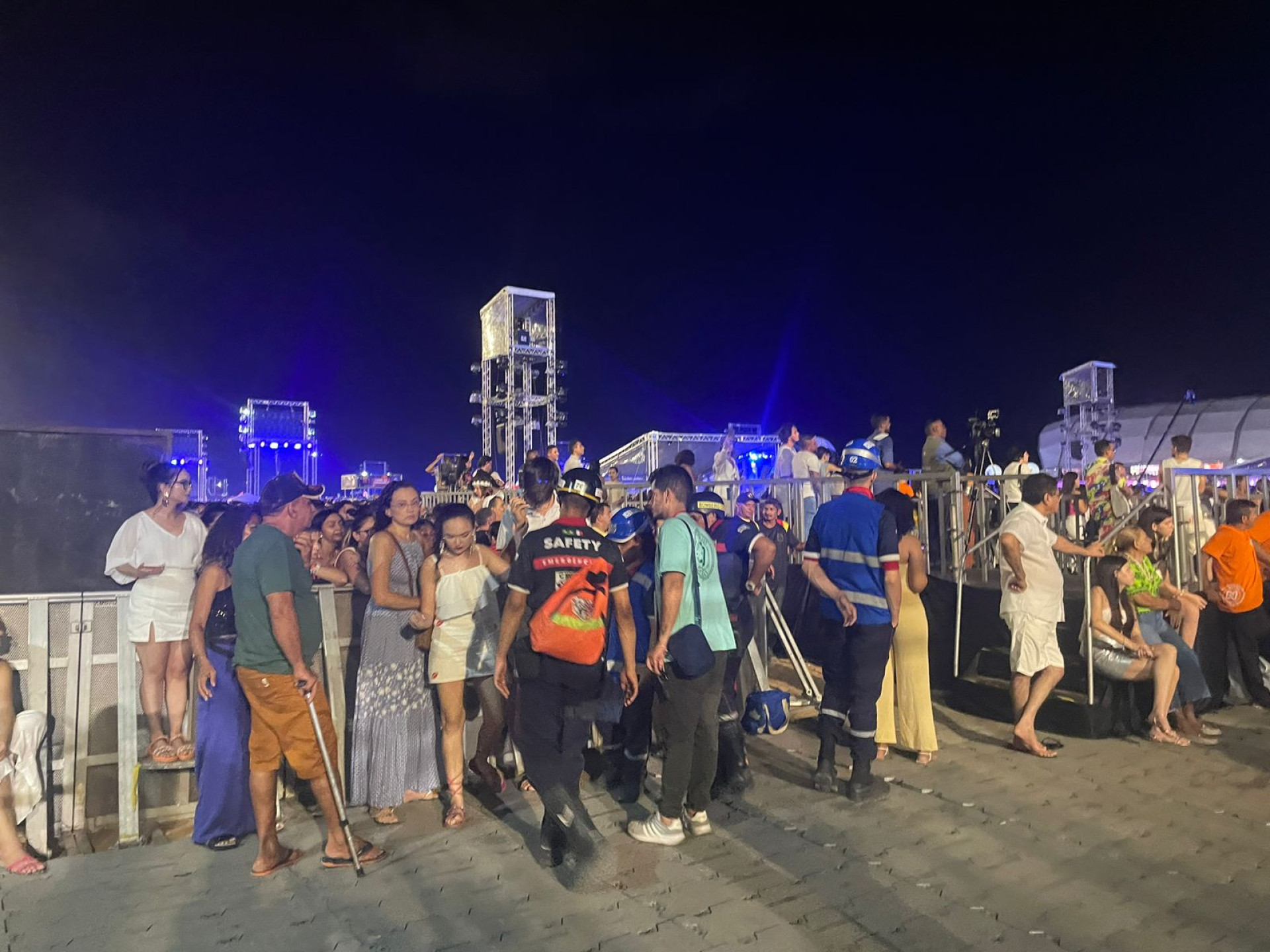 Nochevieja en Fortaleza: Público en Aterro da Praia de Iracema