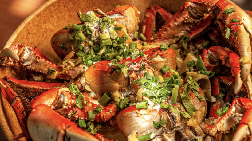 Tradição de consumir o famoso caranguejo Uçá às quintas-feiras pode ser aproveitada em diversos lugares em Fortaleza