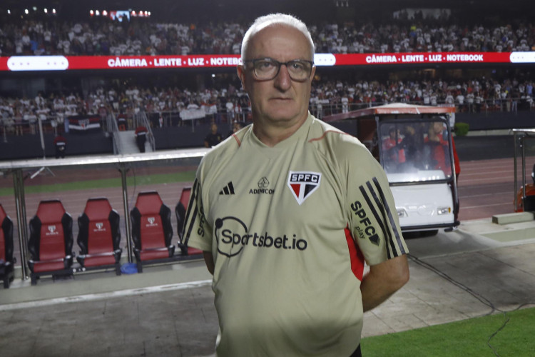 Dorival Júnior é cotado para ser o novo treinador da seleção brasileira 