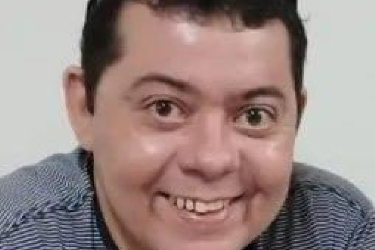 O jornalista Pepo Melo faleceu neste sábado, 6, vítima de um ataque cardíaco