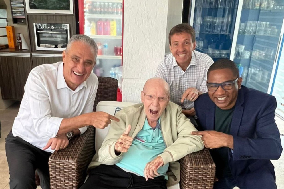 Em post, Zagallo vibrava pelo Hexa.