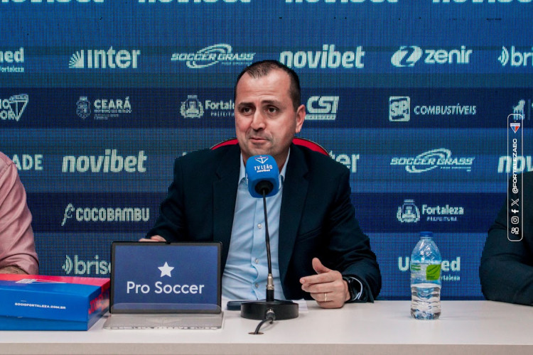 Bruno Costa já atua no mercado da bola pelo Tricolor