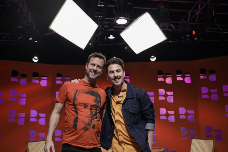 Escritor Cesar Calejon fala sobre história e política no DR com Demori