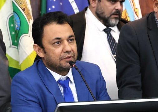 Vereador PPCell é alvo de representação de Adail Júnior, que pede expulsão do correligionário