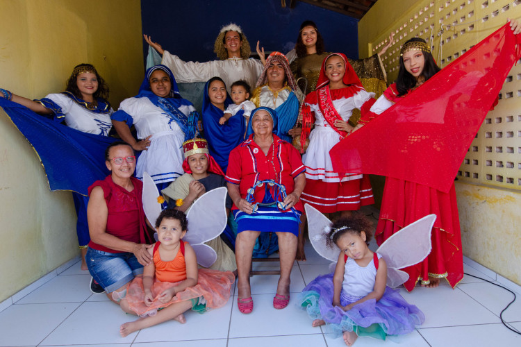 O projeto tem como objetivo de realizar 
ações para transmissão da cultura popular