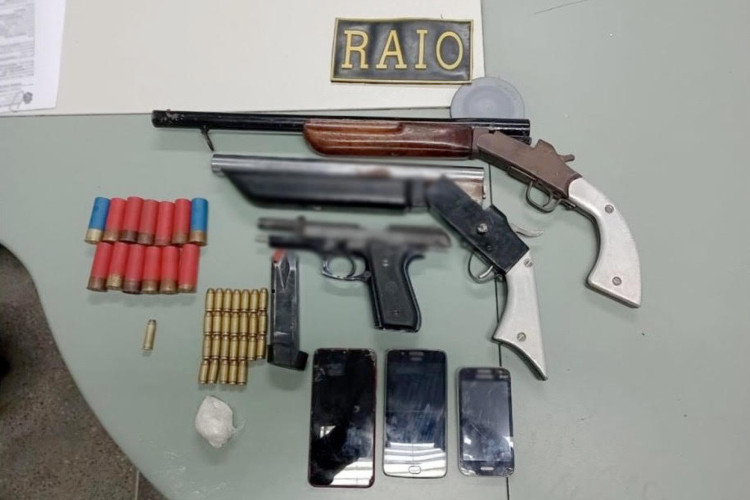 Apreensão de armas de fogo em Maracanaú durante operação polciial 