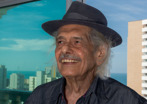  Rodger Rog&eacute;rio disputa pr&ecirc;mio da cr&iacute;tica no APCA 2025
