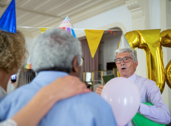 Afinal, existe uma fórmula secreta para chegar a idades de 3 dígitos?