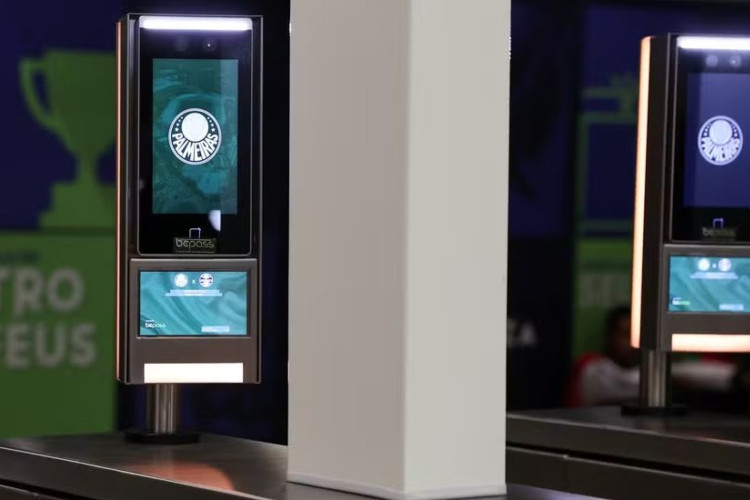 Sistema de reconhecimento por biometria facial do Allianz Parque, estádio do Palmeiras 
