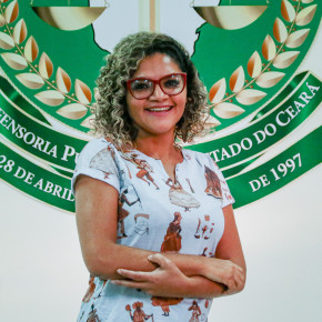 A historiadora Joyce Ramos assumiu a ouvidoria externa da Defensoria Pública do Ceará em setembro de 2023 (Foto: Yuri Allen/Especial para O Povo)