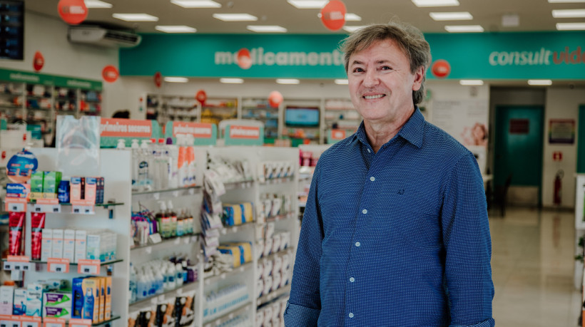 Maurício Filizola é CEO da rede de farmácias Santa Brasil e diretor da CNC