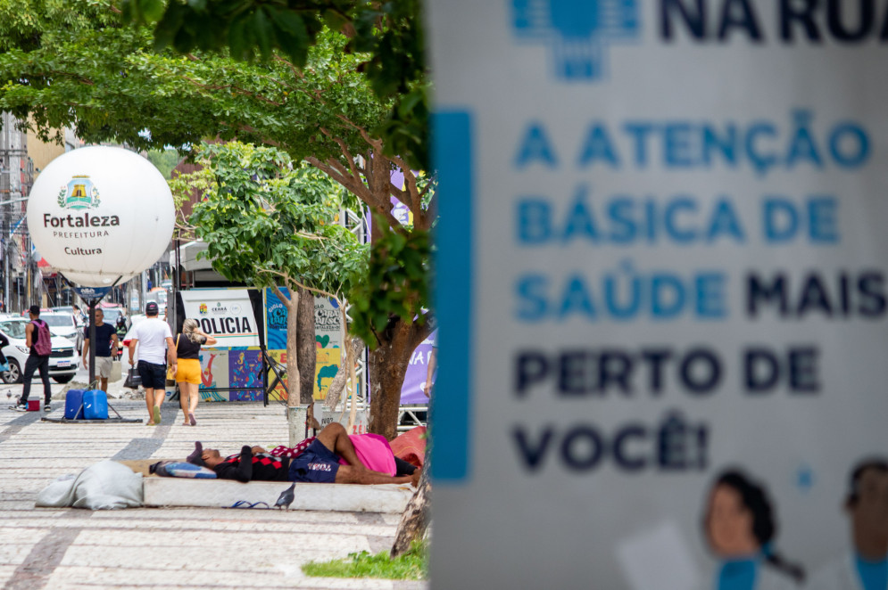 População em situação de rua em Fortaleza: faltam tantos direitos que o voto não é uma das preocupações mais urgentes(Foto: Samuel Setubal)