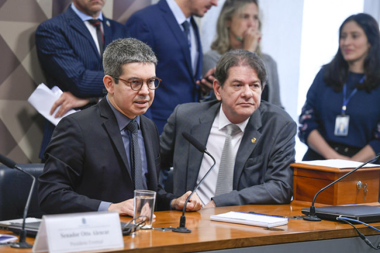 Senadores Randolfe Rodrigues e Cid Gomes