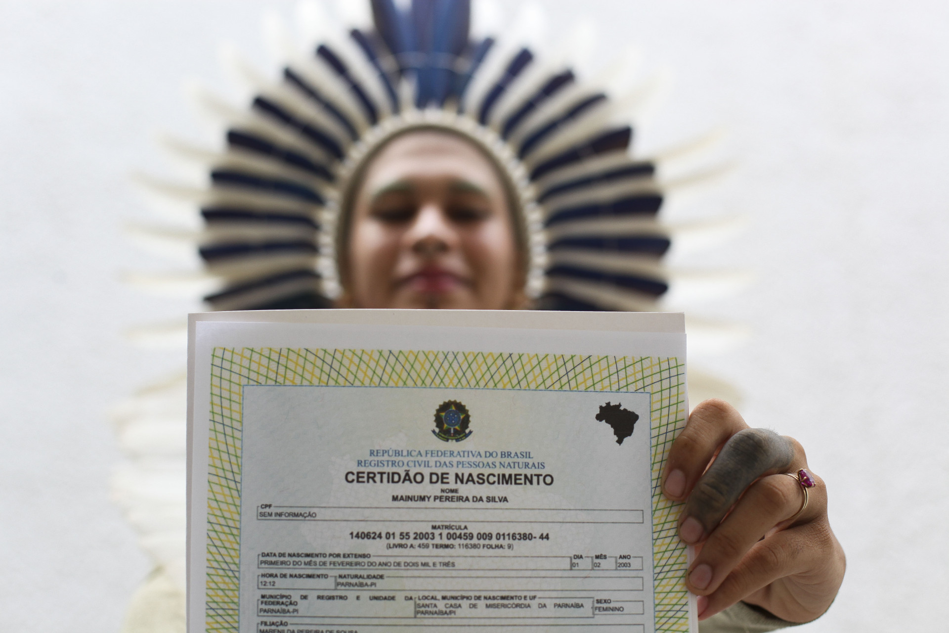 CAUCAIA, CEARÁ, BRASIL, 31.01.2024: Mainumy Pereira . Cerimônia de entrega das certidões de nascimento retificadas de 46 pessoas trans e travestis