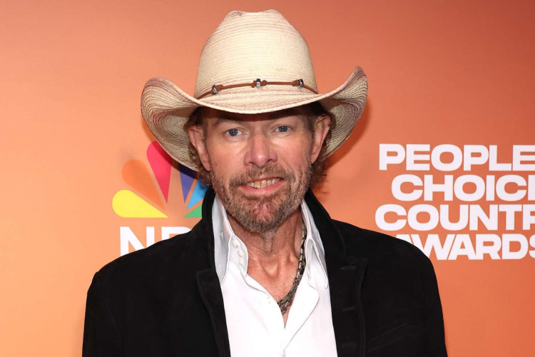 Toby Keith, cantor country, morre aos 62 anos 

