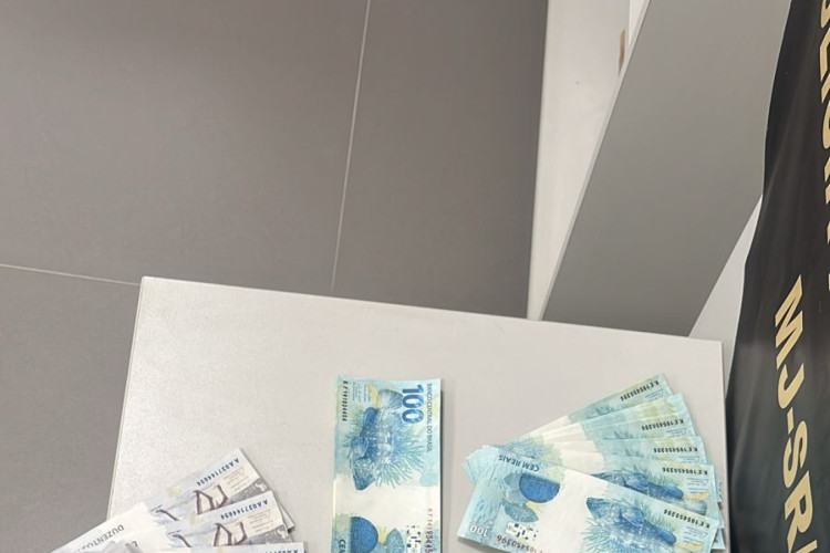 Homem é preso com R$ 13.400 em cédulas falsas, em Juazeiro do Norte
