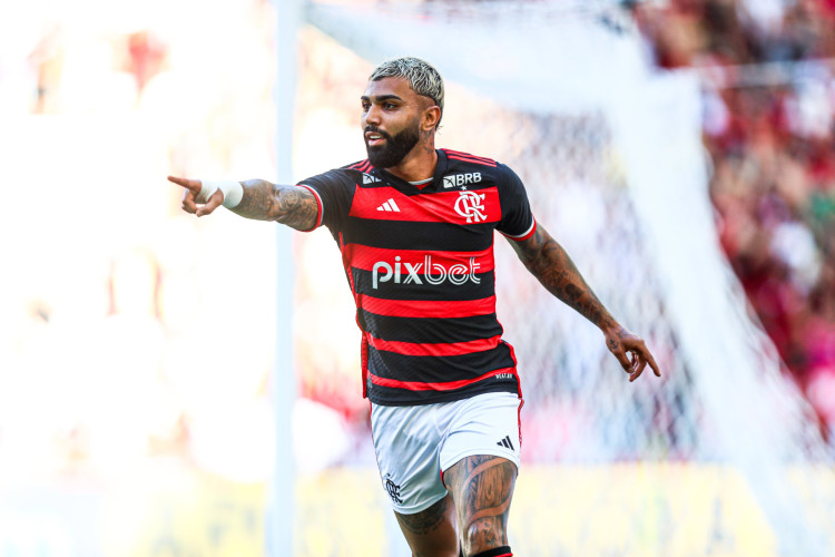 Atacante Gabigol comemora gol no jogo Flamengo x Volta Redonda, no Maracanã, pelo Campeonato Carioca 2024