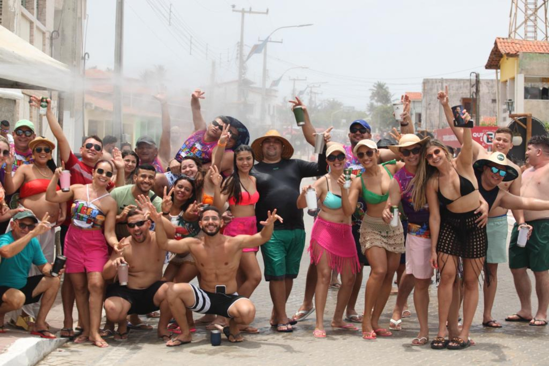 Natural de Russas, Oliveira e a turma do bloco se reúnem em Majorlândia há cerca de dez anos para curtir o Carnaval