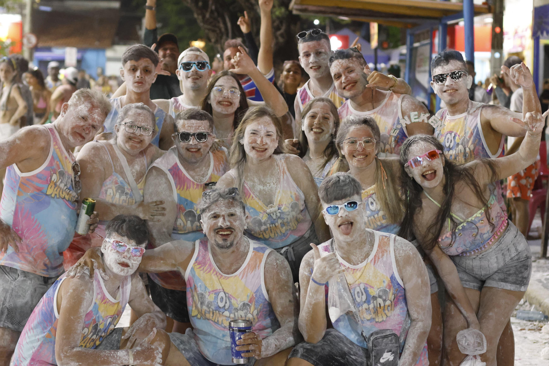 Penúltimo dia de folia agita Carnaval em Paracuru com direito ao famoso mela-mela 