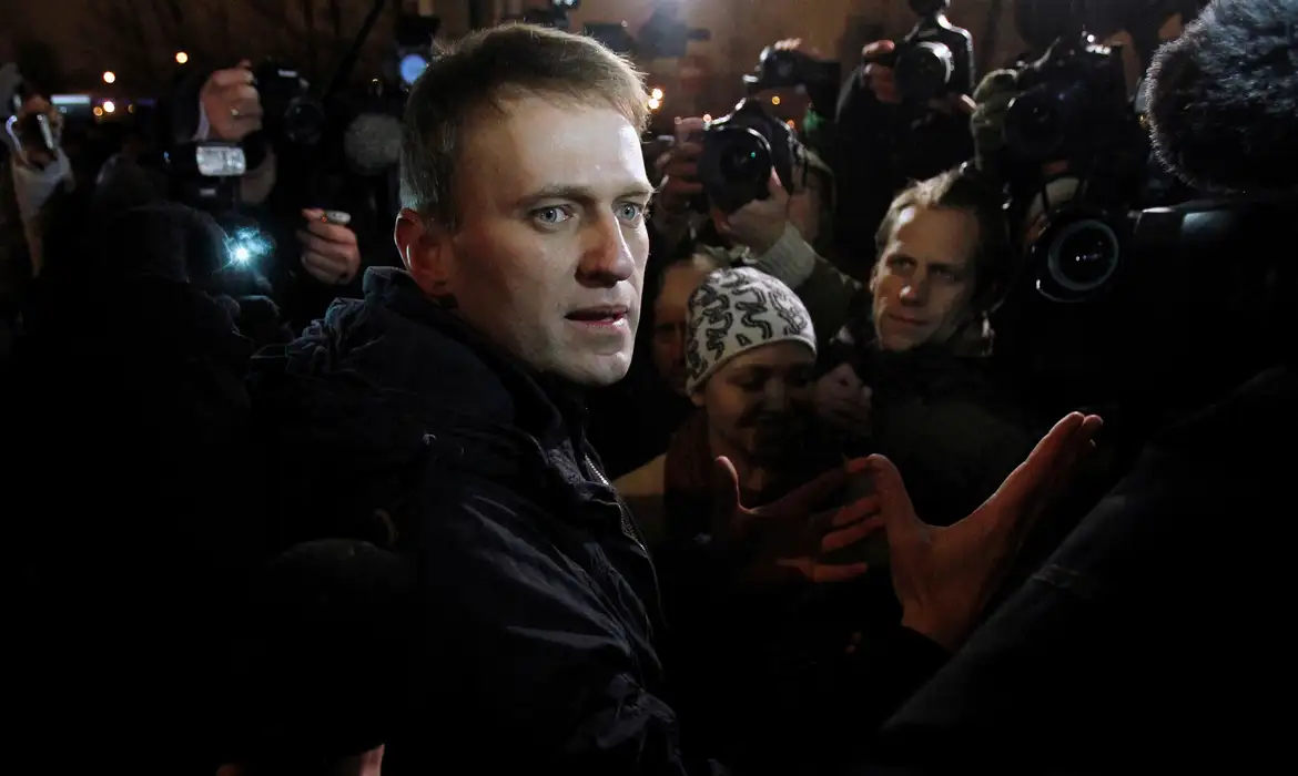 Líder opositor russo Alexei Navalny morre, diz serviço penitenciário