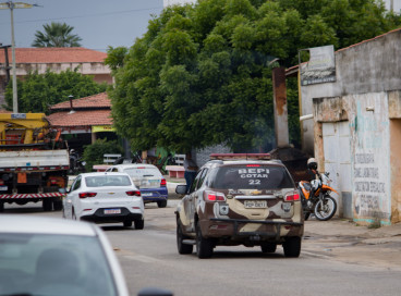 FORTALEZA, CEARÁ, BRASIL, 19-02-2024: Operação do (BEPI) Batalhão Especializado de Policiamento do Interior da PMP em Aracoiaba, em busca de informações do caso da chacina. (Foto: Samuel Setubal) 