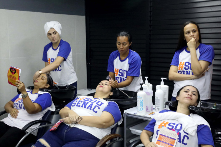 Serão ofertadas 490 vagas para cursos de diversas áreas como saúde, moda, beleza gastronomia, gestão e tecnologia da informação