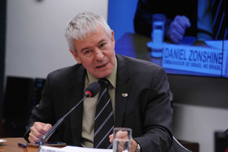 ￼EMBAIXADOR de Israel: desapontado com o Brasil