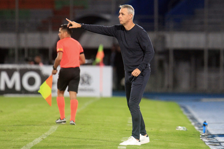 Tiago Nunes. Aurora BOL x Botafogo pela Copa Conmebol Libertadores no Estadio Felix Capriles. 21 de Fevereiro de 2024, Cochabamba, Bolivia.