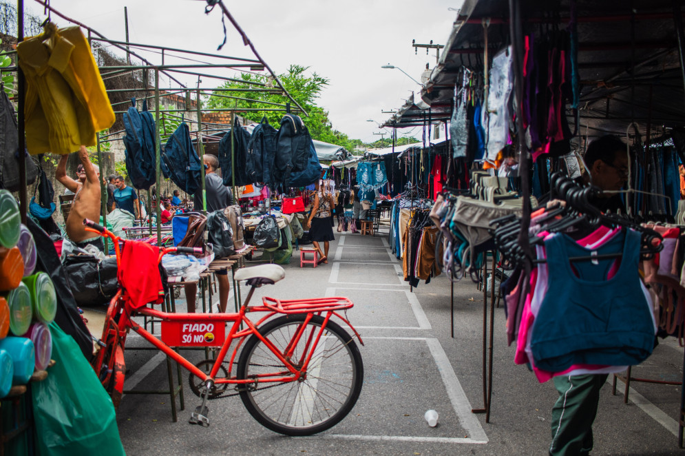 Feira da Parangaba, tradicional ponto de comércio diversificado em público e produtos (Foto: FERNANDA BARROS)