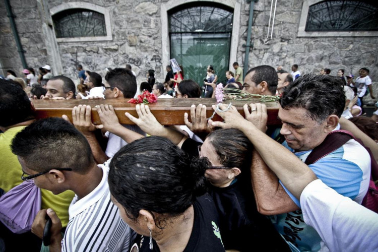 Foto de apoio ilustrativo. Caminhada Penitencial ocorre desde 2009 em Fortaleza