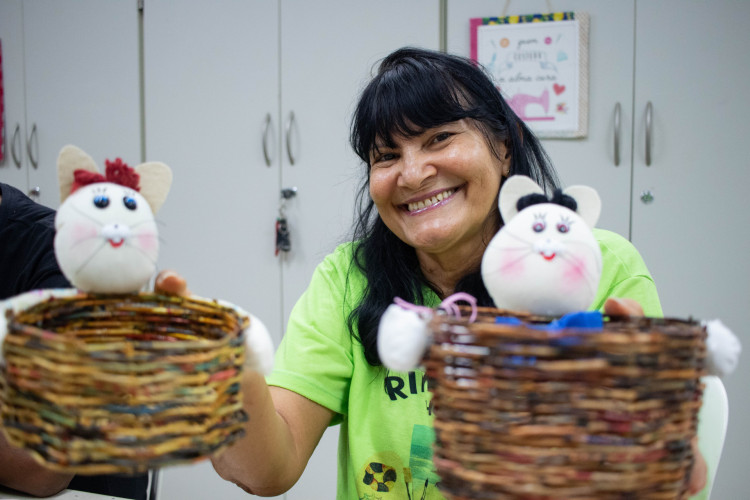 Projeto Rim Art promove produções artísticas, como bonecas e mandalas, realizadas por pacientes do HGF
