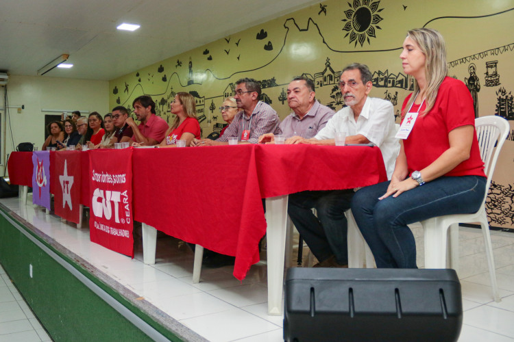 Reunião do diretório do PT Fortaleza que estabeleceu encontro municipal para escolher nome do candidato da sigla na disputa pelo Paço da Capital cearense