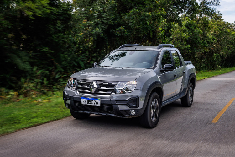 Renault Duster Oroch terá versão Iconic