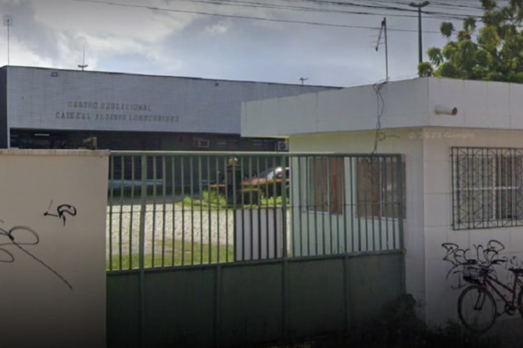 Fachada do Centro Educacional Cardeal Aloísio Lorscheider (Cecal), localizado no bairro Planalto Ayrton Senna, em Fortaleza