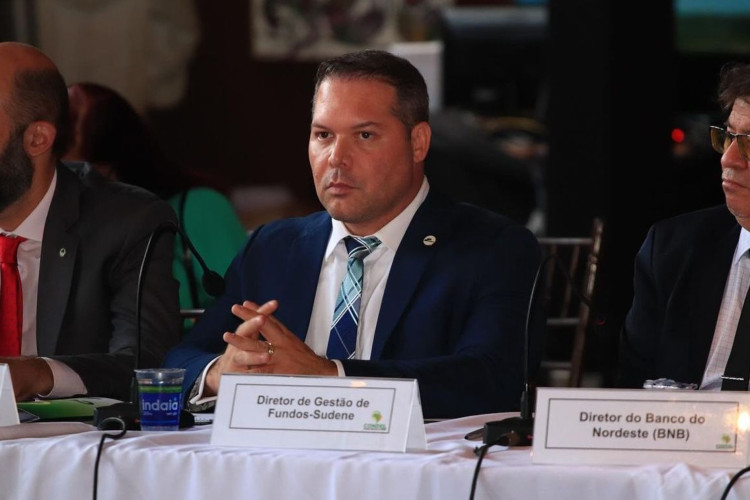  Ex-deputado, Heitor Freire, informou ainda que possui porte federal expedido pela Pol&iacute;cia Federal